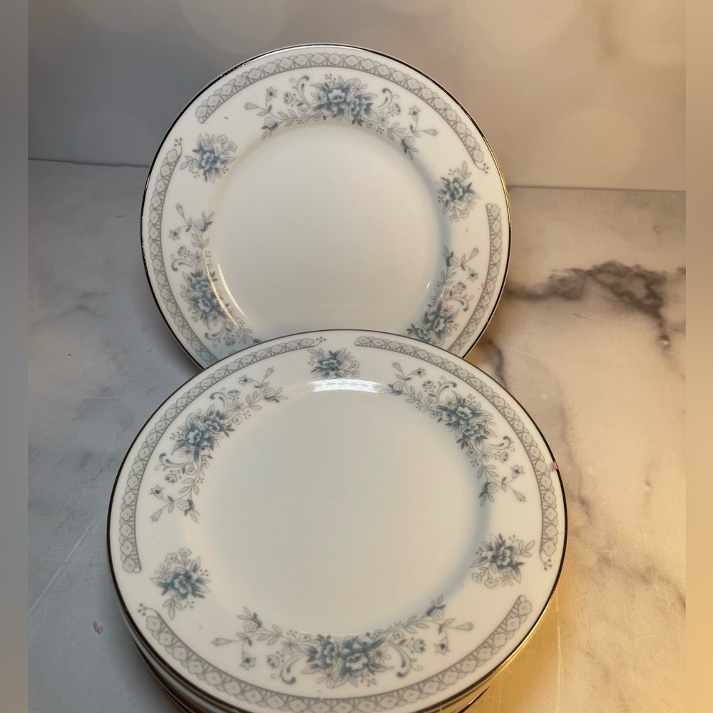 Bridal Bouquet 6.5” plates bread